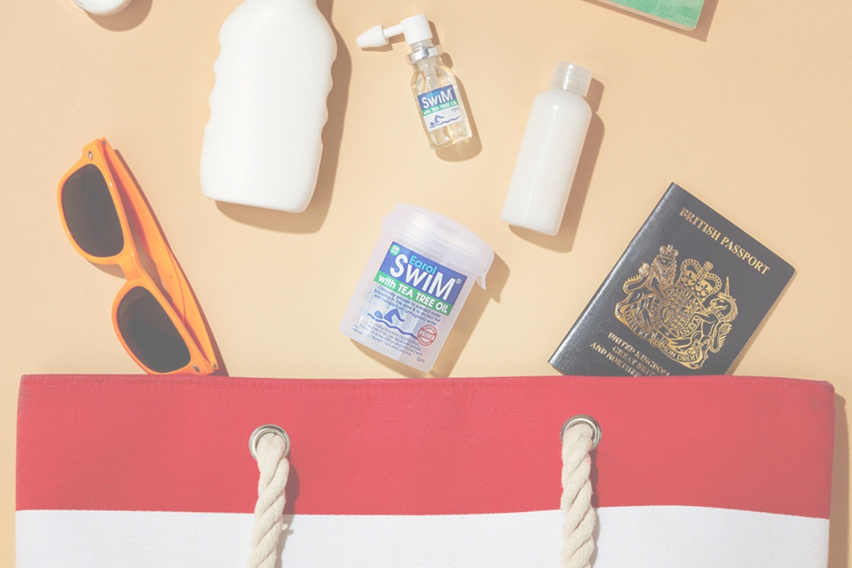 Earol Swim in beach bag